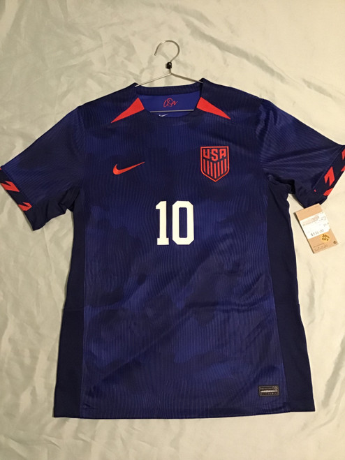 Vist Large View of Product Image Which is NEW Nike USA PULISIC JERSEY Soccer Top Adt Royal Blue And Red MD