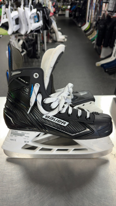 Vist Large View of Product Image Which is Used Bauer VOLT Senior Hockey Skate Senior 9