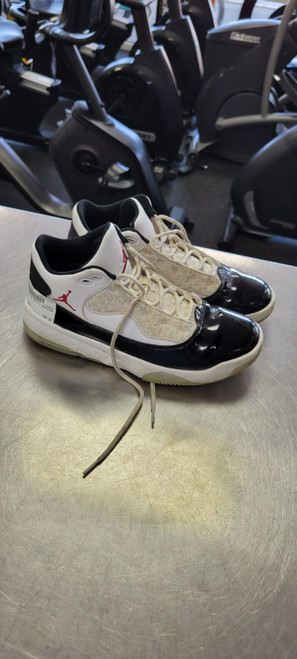 Vist Large View of Product Image Which is Used Jordan Basketball Shoes M None Senior 9