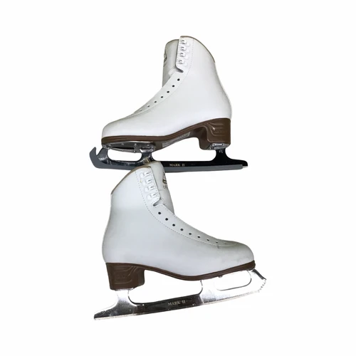 Vist Large View of Product Image Which is Used Jackson MYSTIQUE 1490 WomensFigure Skate White Senior 6.5