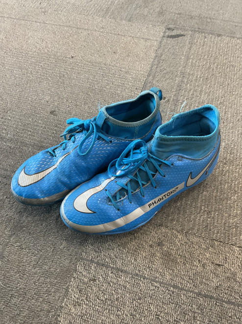 Vist Large View of Product Image Which is Used Nike PHANTOM GT Soccer Cleats Royal Blue Junior 05