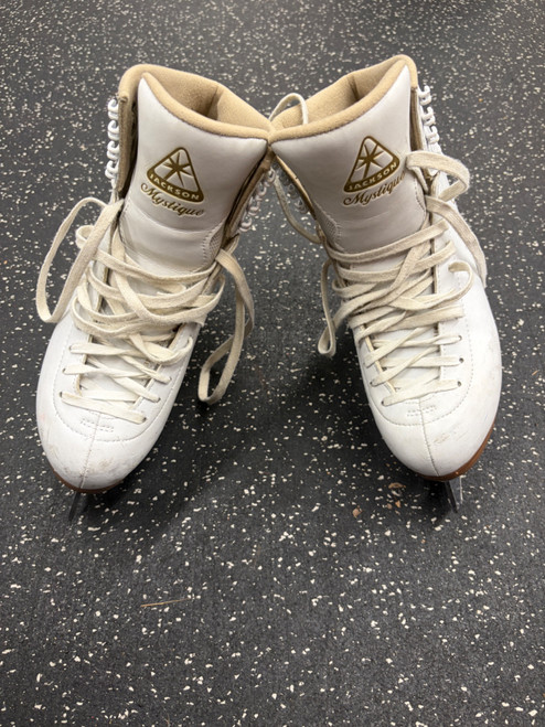 Vist Large View of Product Image Which is Used Jackson MISTIQUE WomensFigure Skate White Senior 7.5