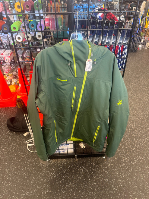 Vist Large View of Product Image Which is Used Mammut Outerwear Heavy Jacket M Green LG