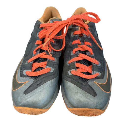 Vist Large View of Product Image Which is Used Nike Youth Basketball Shoes Grey/Orange Size 5, top view
