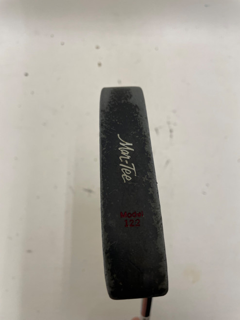 Vist Large View of Product Image Which is Used MAN-TEE MODEL 122 Mens Putter RH