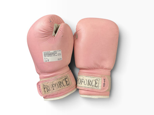 Vist Large View of Product Image Which is Used Boxing Gloves Pink SM