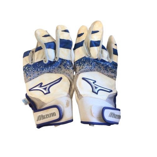 Vist Large View of Product Image Which is Used Mizuno BB/SB Batting Gloves White SM