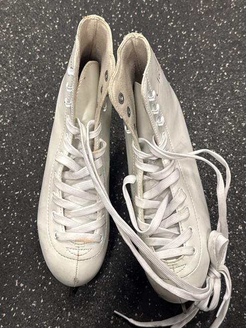Vist Large View of Product Image Which is Used NORDWAY NICOLE WomensFigure Skate White Senior 7