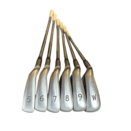 Vist Large View of Product Image Which is Used Ping G BLACK DOT Mens Iron Set LH 5I-PW LEFT HANDED