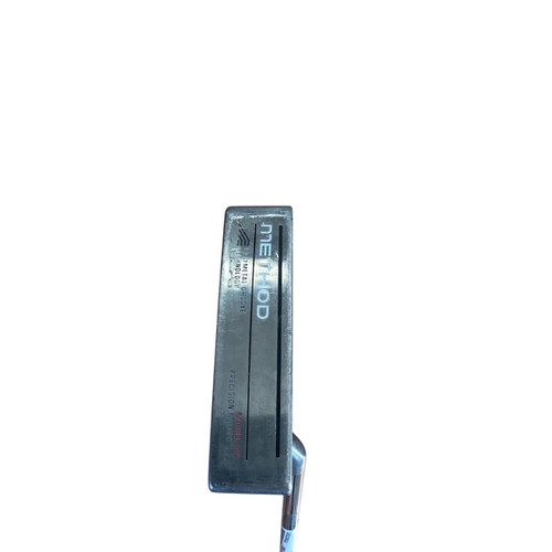 Vist Large View of Product Image Which is Used Nike METHOD 002 Mens Putter RH