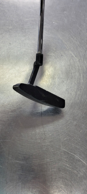 Vist Large View of Product Image Which is Used PUTTER Mens Putter LH
