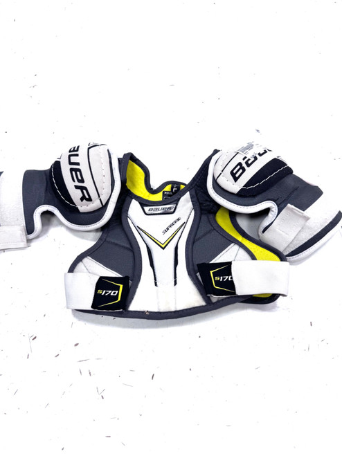 Vist Large View of Product Image Which is Used Bauer SUPREME Youth Shoulder Pads LG