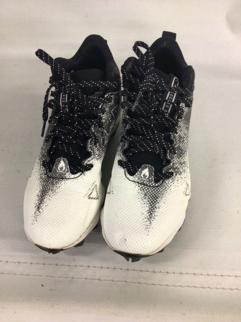 Vist Large View of Product Image Which is Used Under Armour UA LOADED DOWN BB/SB Cleats White Junior 04