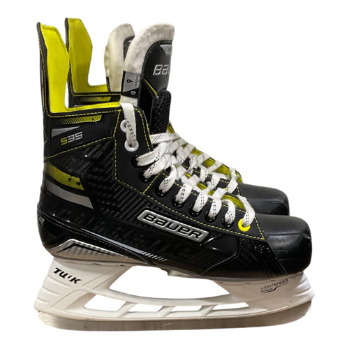 Vist Large View of Product Image Which is Used Bauer SUPREME S35 Senior Hockey Skate Senior 6