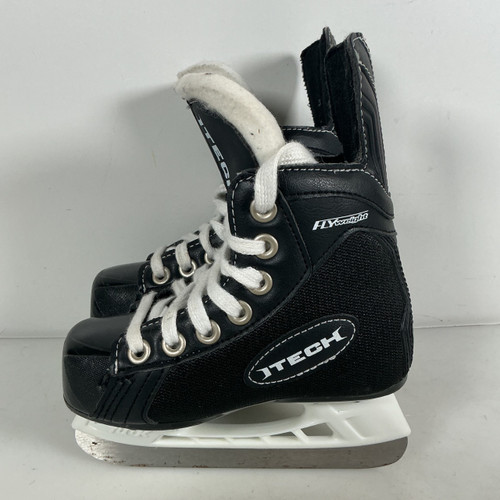 Vist Large View of Product Image Which is Used Itech FLYWEIGHT SKATES Yth 09.0