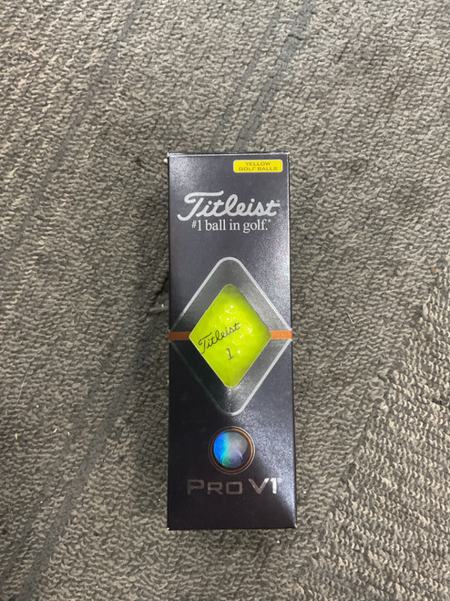 Vist Large View of Product Image Which is Used Titleist PRO V1 3PK 3 Ball - Golf Ball Sleeve