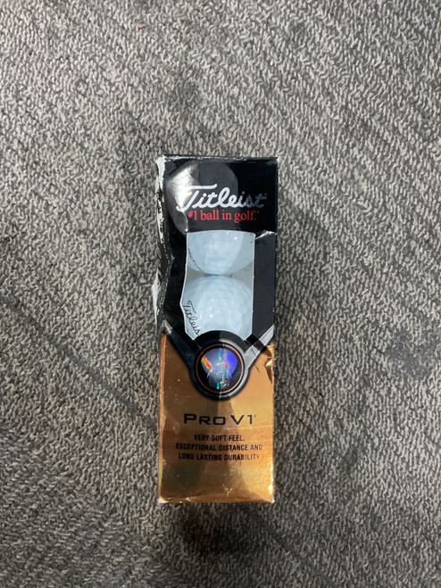 Vist Large View of Product Image Which is Used Titleist PRO V1 3PK 3 Ball - Golf Ball Sleeve