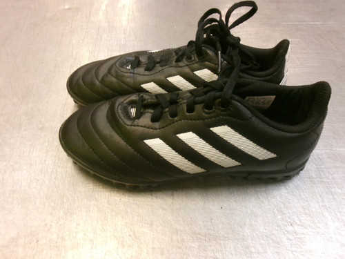 Vist Large View of Product Image Which is Used Adidas Soccer Turf Shoes Black Junior 02
