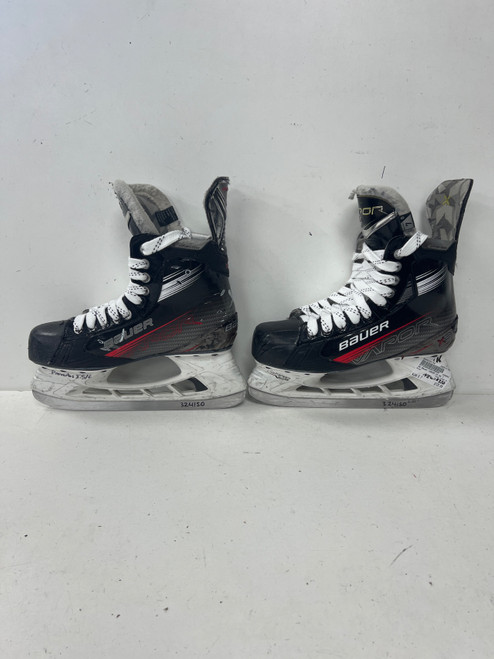 Vist Large View of Product Image Which is Used Bauer VAPOR X3 Senior Hockey Skate Senior 7 (new= $350)