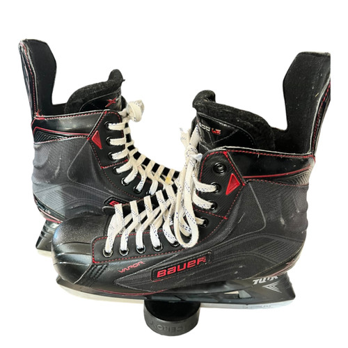 Vist Large View of Product Image Which is Used Bauer VAPOR X500 LE Senior Hockey Skate Senior 9