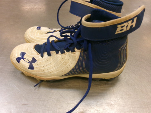 Vist Large View of Product Image Which is Used Under Armour Youth FB Cleats Royal Blue Youth 06.0
