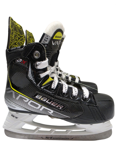 Vist Large View of Product Image Which is Used Bauer Vapor 3X Youth Hockey Skates Size 13.5D