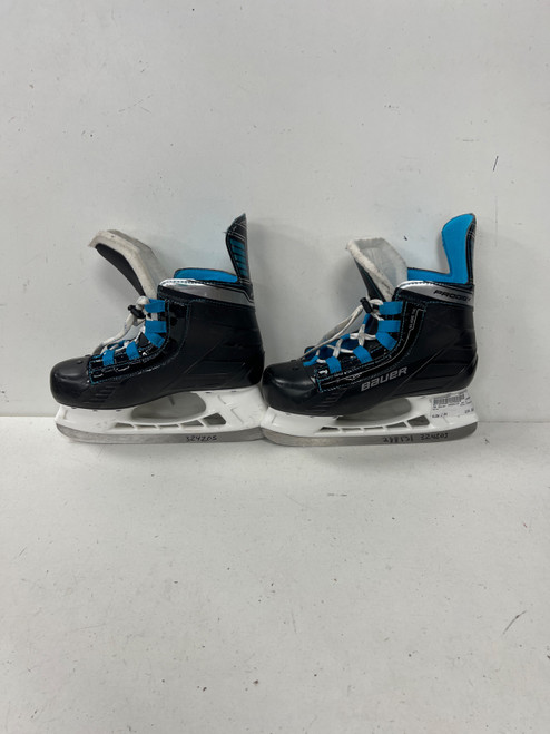 Vist Large View of Product Image Which is Used Bauer PRODIGY Junior Hockey Skate Junior 04