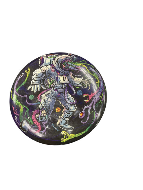 Vist Large View of Product Image Which is Used Discraft BUZZZ ASTRONAUT 178G Disc Golf Mid Range Black