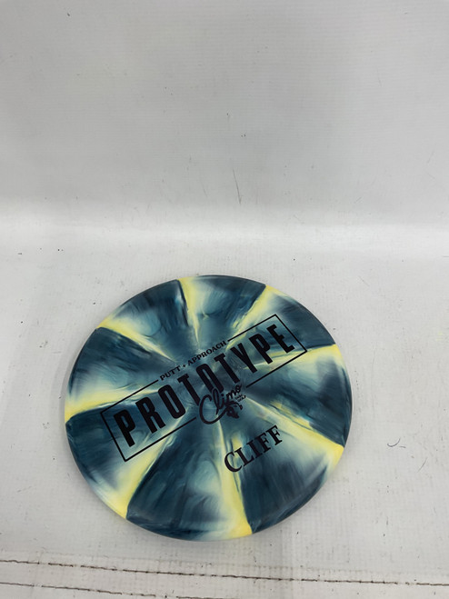 Vist Large View of Product Image Which is Used CLIMO CLIFF Disc Golf Putter Navy Blue