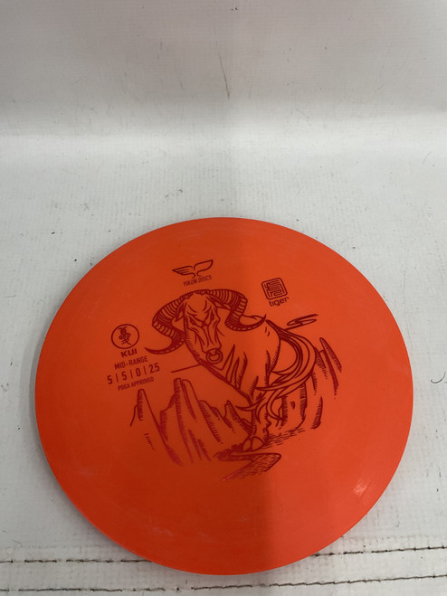 Vist Large View of Product Image Which is Used YIKUN DISCS Disc Golf Mid Range Orange