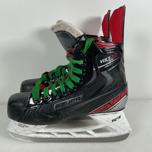 Vist Large View of Product Image Which is Used Bauer VAPOR VOLT 3.0  Hockey Skate Sz 04