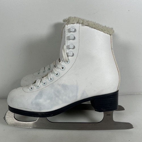Vist Large View of Product Image Which is Used Jackson CAMEO CS1120 FIGURE Skate Sz 5
