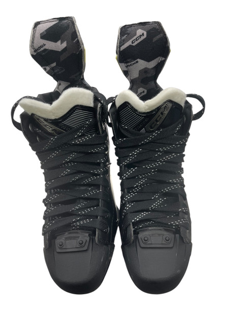 Vist Large View of Product Image Which is Used CCM TACKS AS 580 Junior Hockey Skate Junior 05.5