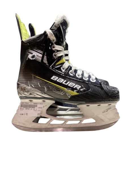 Vist Large View of Product Image Which is Used Bauer VAPOR X4 Junior Hockey Skate Junior 03