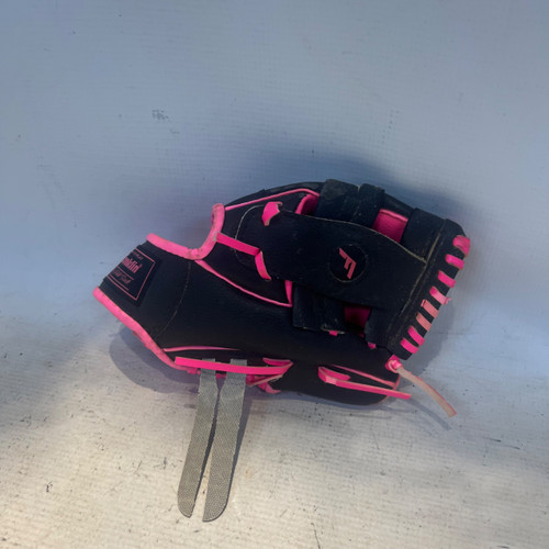 Vist Large View of Product Image Which is Used Franklin INFERNO BB/SB Glove LH Throw Black 15"