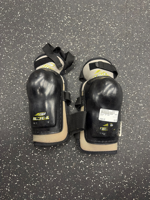 Vist Large View of Product Image Which is Used Bauer EP 500 Junior Elbow Pads LG