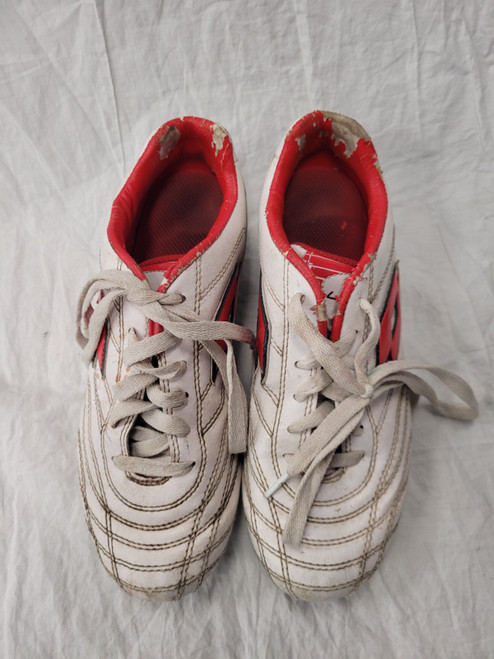 Vist Large View of Product Image Which is Used Lotto Soccer Cleats White Junior 04.5