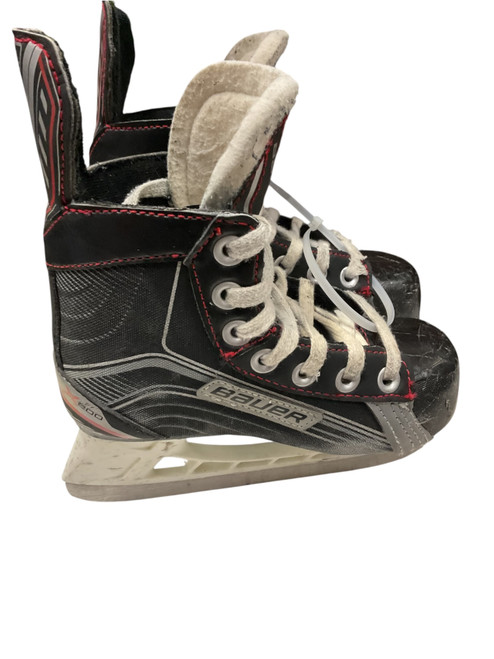 Vist Large View of Product Image Which is Used Bauer X200 SZ Y 12 Youth Hockey Skate Youth 12.0
