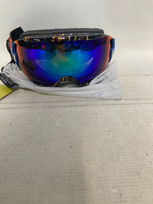 Vist Large View of Product Image Which is Used Smith Snow Goggles Adult Black