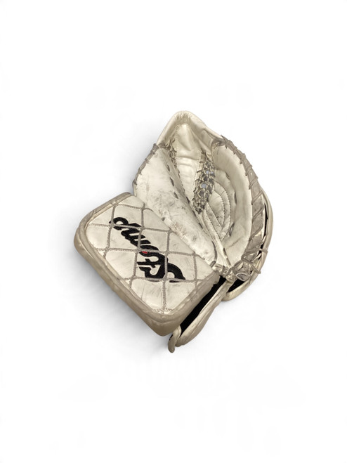 Vist Large View of Product Image Which is Used STOMP JR CATCHER Junior Goalie Catcher White