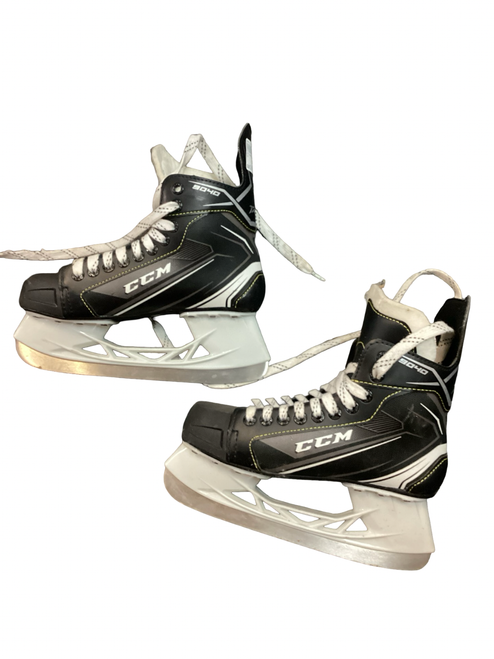Vist Large View of Product Image Which is Used CCM TACKS 9040 Intermediate Hockey Skate Intermediate 5.0