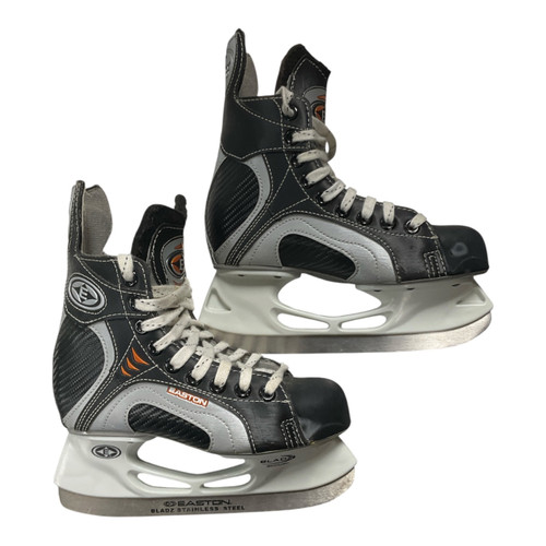 Vist Large View of Product Image Which is Used Easton Z-AIR Youth Hockey Skate Youth 10.0