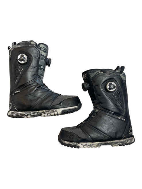 Vist Large View of Product Image Which is Used AUTHENTIC JUDGE 2015 Mens Snowboard Boots Black Senior 9