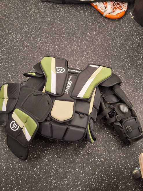 Vist Large View of Product Image Which is Used Warrior R/RX5 PRO Senior Body Armor MD