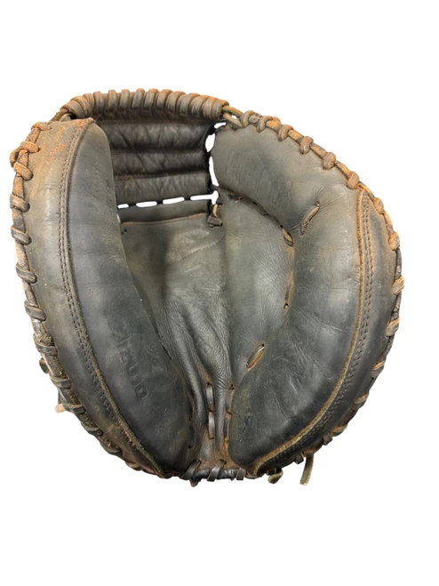 Vist Large View of Product Image Which is Used Mizuno CATCHERS MITT BB/SB Catchers RH Throw Black 33 1/2"