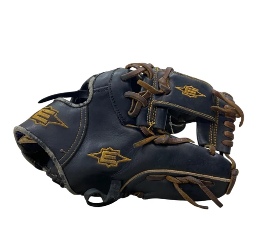 Vist Large View of Product Image Which is Used Easton KIP PPK45BT BB/SB Glove RH Throw Black 11 1/2"