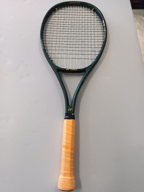 Vist Large View of Product Image Which is Used Yonex ISOMETRIC Adult Tennis Racquet Green 4 3/8"