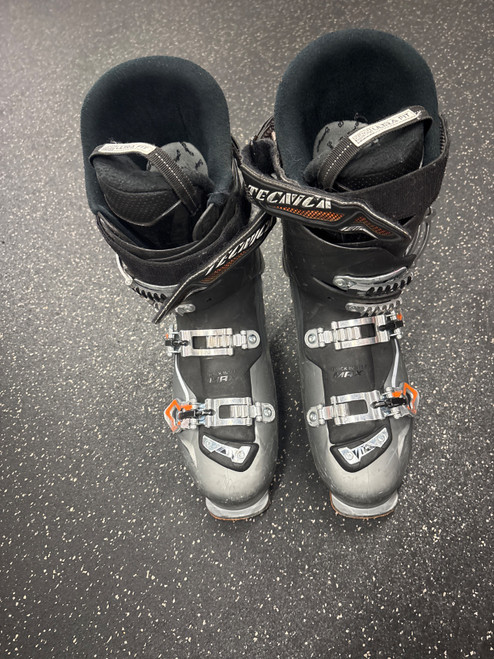 Vist Large View of Product Image Which is Used Tecnica TEN.2 80 RT Mens DH Ski Boot Grey 310 MP - M13