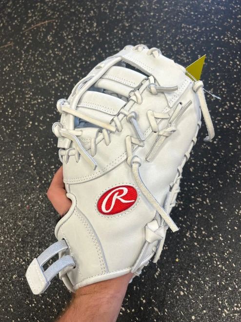 Vist Large View of Product Image Which is Used Rawlings RLADCTSBW BB/SB First Base RH Throw White 12 1/2"