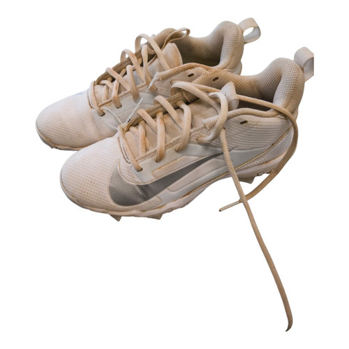 Vist Large View of Product Image Which is Used Nike CLEATS BB/SB Cleats White Junior 02